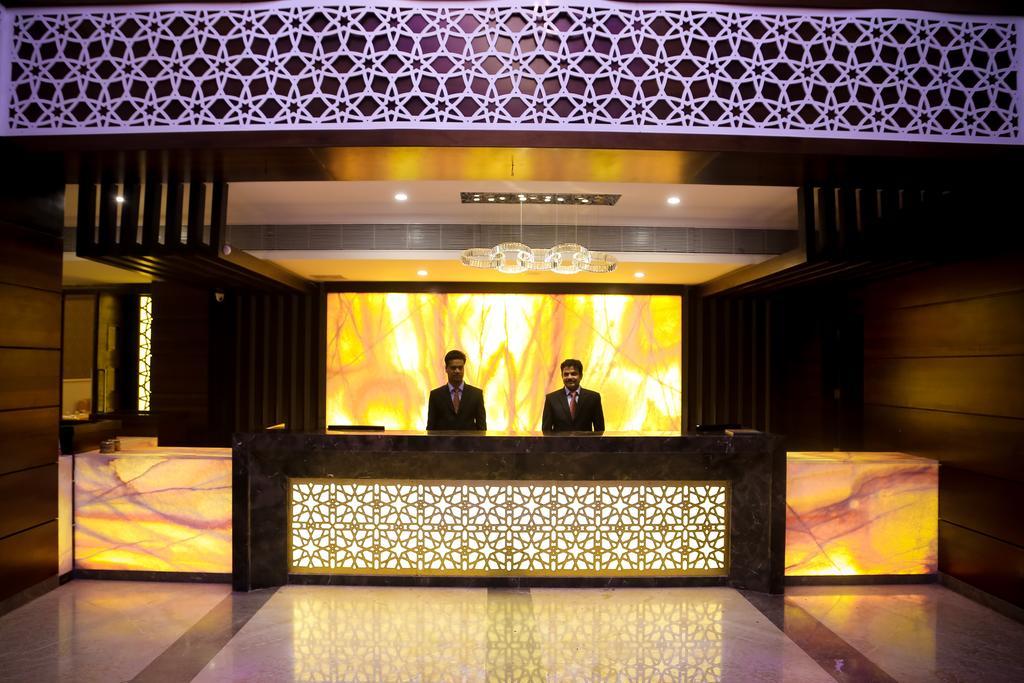 Meghdoot Hotel & Resort Ujjain Zewnętrze zdjęcie